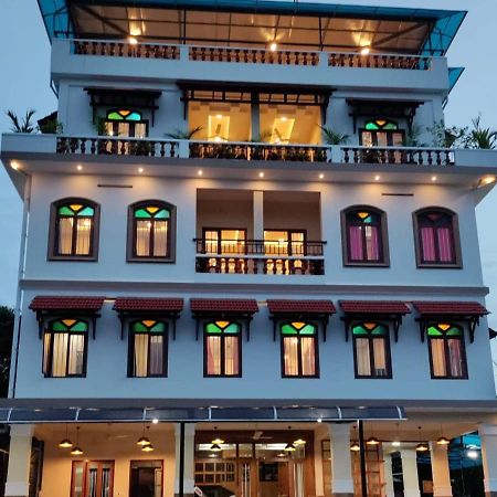 Meghdoot River Resort Kochi Luaran gambar